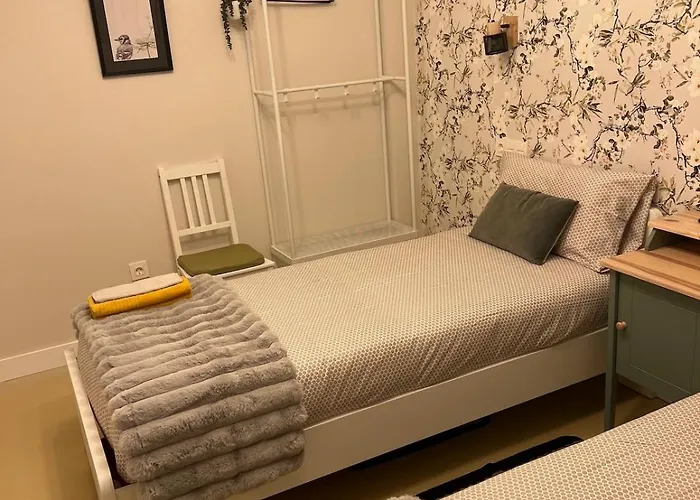 Avignon, Vut-47-445 *